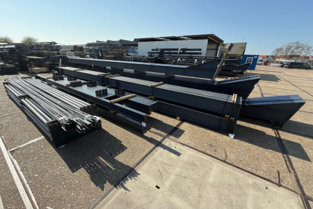 19.00 x 50.00m (950m²)